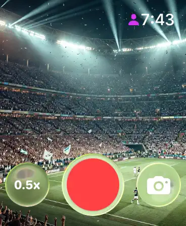 Lookout on Apple Watch: both iPhone cameras previewed on the watch with the record button